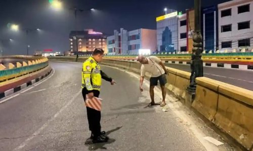 Pemuda 18 tahun tewas kecelakaan tunggal di Fly Over Imam Munandar, Pekanbaru (foto/ist)